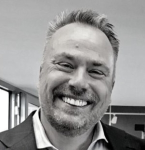 Jürgen Voss, CFO  
